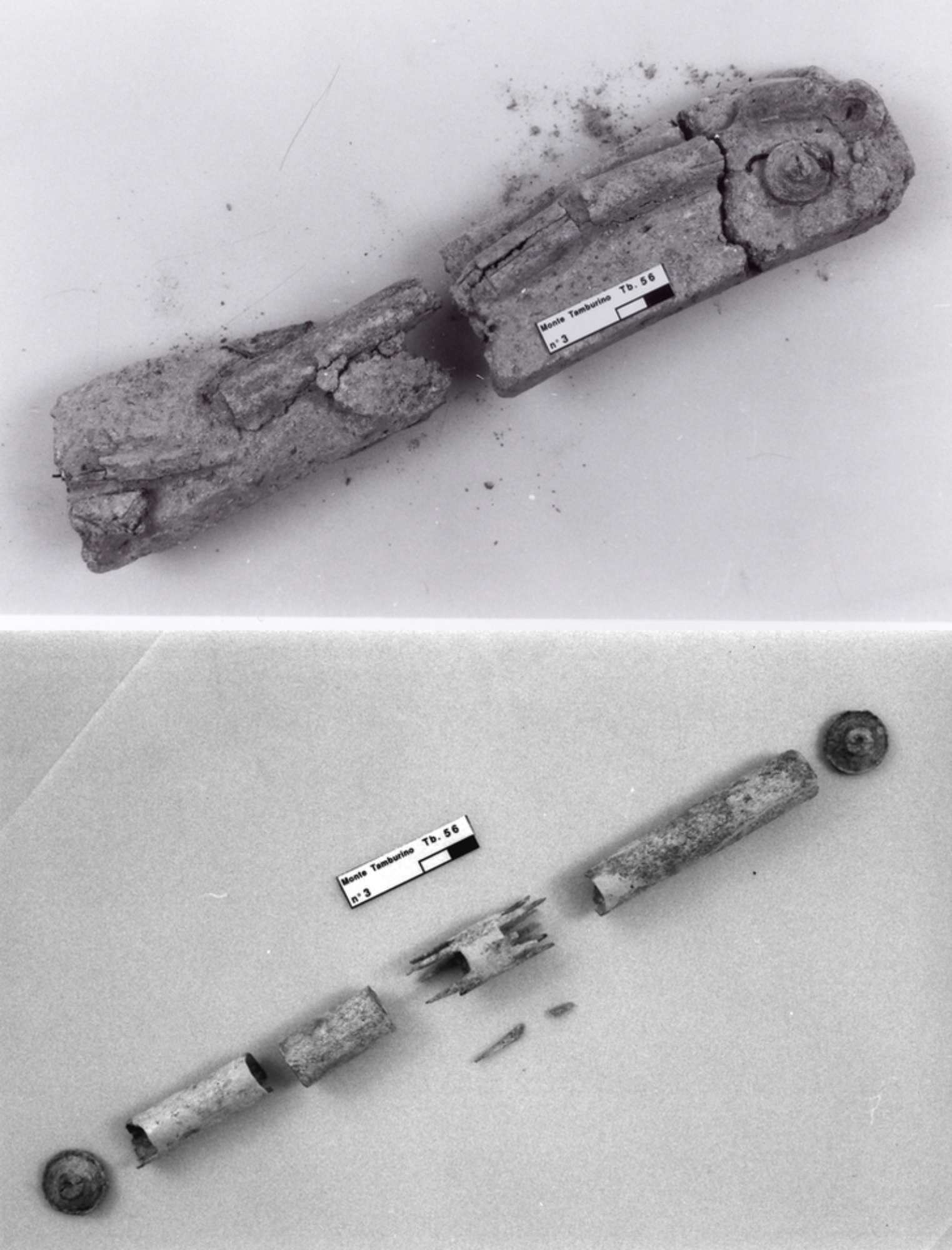 conocchia in osso in frammenti prima del restauro